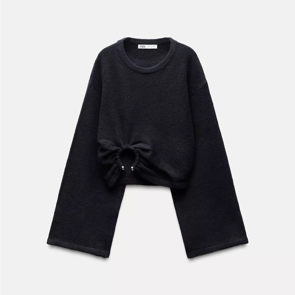 ZARA Navy Fuzzy Cropped Sweater